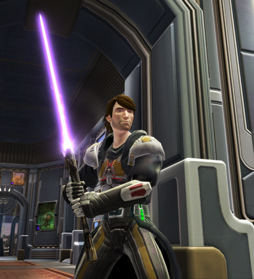 Jahnn in Vergant armor, with his special lightning-saber